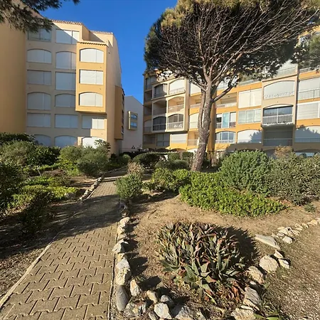 Port Apartman *
